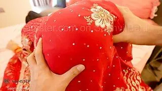 Indian Bhabhi Bebo’s first time, Suhaagraat with her husband