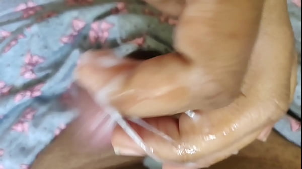 Tamil Wife morning handjob creampie
