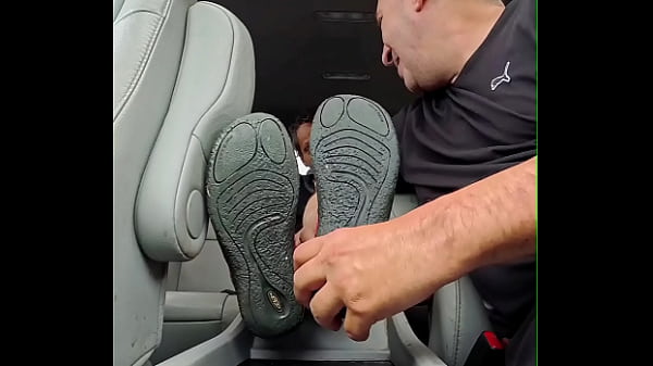 I NUTTED HARD TO THIS CUTE INDIAN PUERTO RICAN MIXED GIRL WITH SMELLY FEET IN PHILLY
