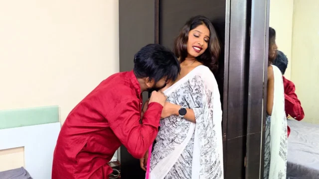 Indian tamil girl and tailer boy very good sexy chudai hindi audio