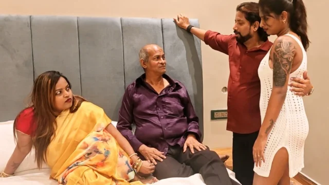 Old Father in law and step son hardcore sex with her step daughter Tejaswini bhabhi thresome and foursome gangbang video