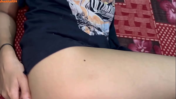 Indian virgin 18 bhabhi caught naked on bed (Hindi)