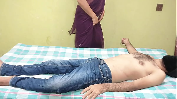 Indian Desi Saree Bhabhi Fucked Hard Cum on Big Round Ass