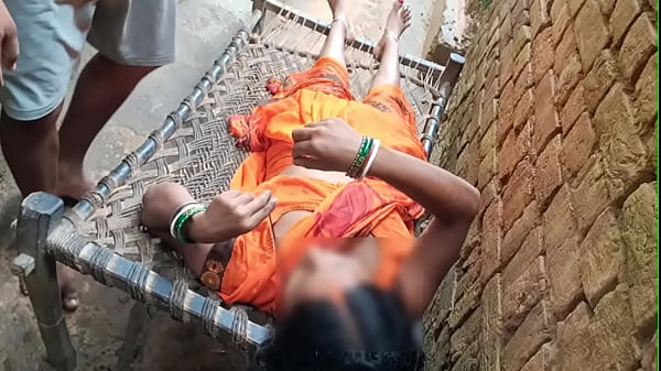 Indian School teacher and student MMS varal Sex video teen girl first time